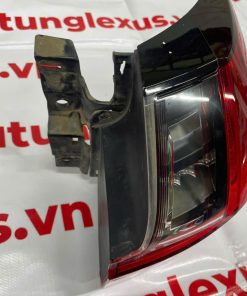 Đèn Hậu Ngoài LEXUS LX570 2016-2020 Vế Phải(RH)81551-60C00 8155160C00